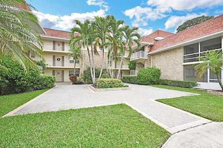 5500 Tamberlane Circle #203 Palm Beach Gardens, FL 33418
