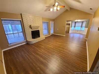 7732 Pear Tree Lane Watauga, TX 76148