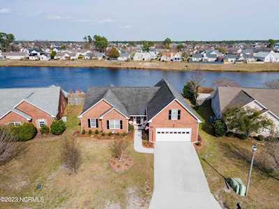 7115 Brittany Lakes Drive Wilmington, NC 28411