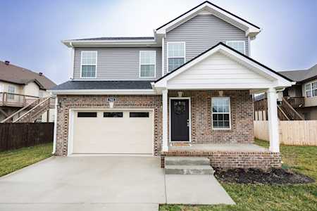 702 Ellie Nat Dr Clarksville, TN 37040
