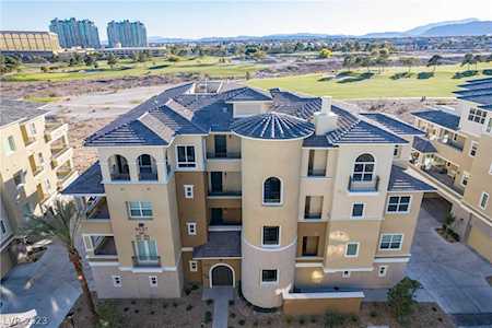 9137 Las Manaitas Ave #301 Las Vegas, NV 89144