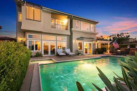 12272 Fairway Pointe Row San Diego, CA 92128
