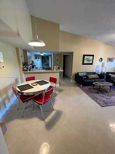 10733 Cleary Blvd #305 Plantation, FL 33324
