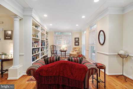 5263 Colonel Johnson Ln Alexandria, VA 22304