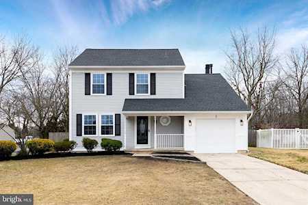 2 Torrington Dr Sicklerville, NJ 08081