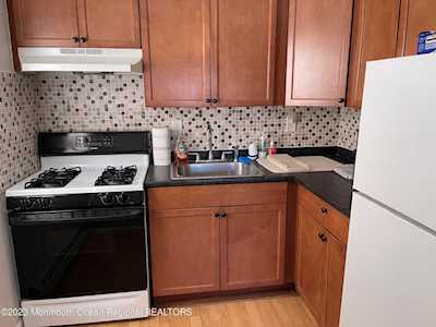 440 Cross Rd #C10 Matawan, NJ 07747