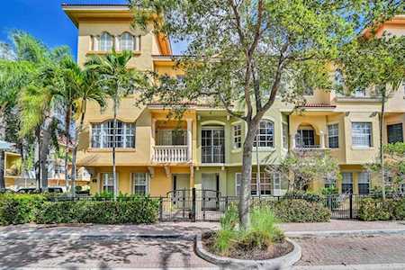 2515 San Pietro Circle Palm Beach Gardens, FL 33410