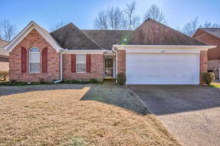 6651 Whitten Grove Dr Bartlett, TN 38134