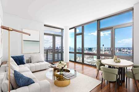 100 Jay St #31C Brooklyn, NY 11201