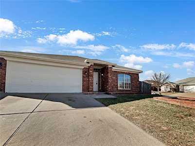 7300 Grass Valley Trail Fort Worth, TX 76123