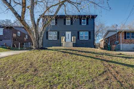 2734 Combs Dr Nashville, TN 37207