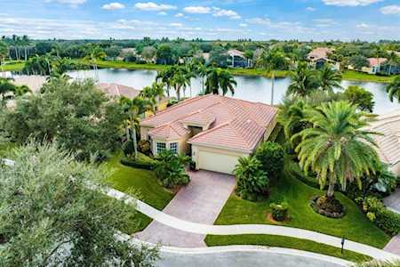 7032 Corning Circle Boynton Beach, FL 33437