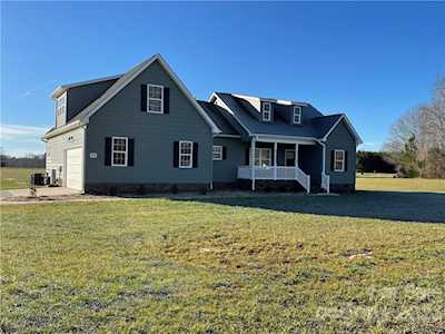 1219 Mt Gallant Rd W York, SC 29745