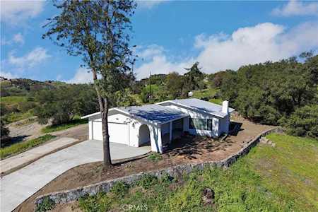 1548 Rice Canyon Rd Fallbrook, CA 92028