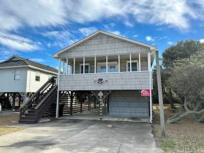 203 E Barnes Street Nags Head, NC 27959