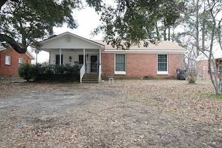 1011 Poplar St. Marion, SC 29571