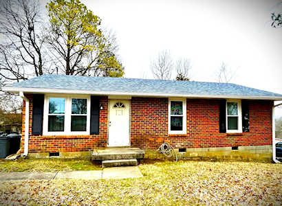 138 Evergreen Cir Hendersonville, TN 37075