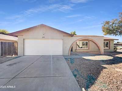 1219 W Alamo Drive Chandler, AZ 85224