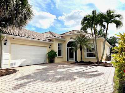 8052 Jolly Harbour Court Wellington, FL 33414