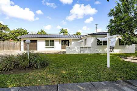 8931 SW 82nd St Miami, FL 33173