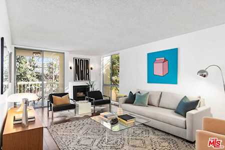 1230 N Sweetzer Ave #214 West Hollywood, CA 90069
