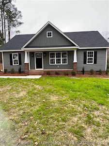 802 W Harnett St Lillington, NC 27546