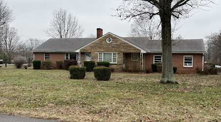 704 W Adams St Lebanon, TN 37087