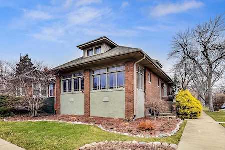 3800 W Addison St Chicago, IL 60618