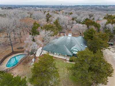 1039 Wilson Road Lancaster, TX 75146