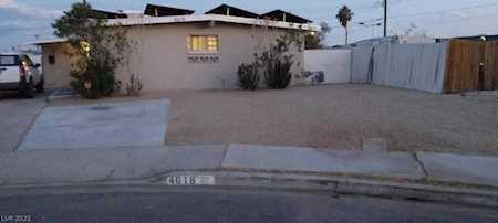 4618 Conrad Circle Las Vegas, NV 89121
