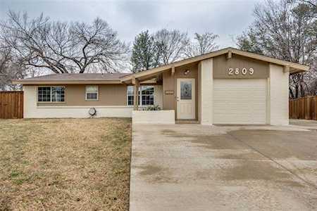 2809 Keyhole Circle Irving, TX 75062