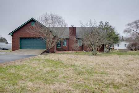 6186 Old Murfreesboro Rd E Lebanon, TN 37090