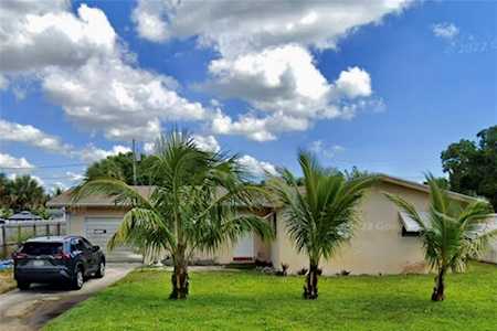 539 Cypress Dr Lake Park, FL 33403