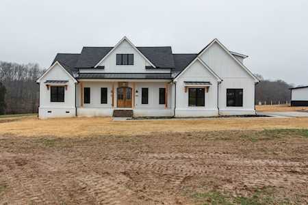 1143 Maxwell Branch Rd Cottontown, TN 37048