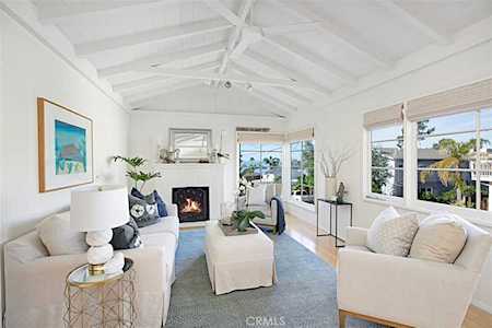31860 8th Ave Laguna Beach, CA 92651