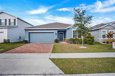 409 Winter Bliss Ln Mount Dora, FL 32757