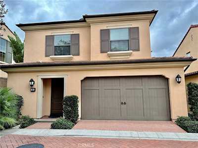 98 Island Coral Irvine, CA 92620