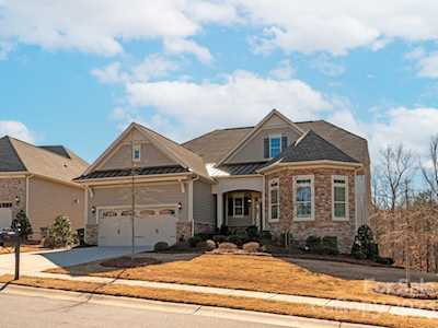 16007 Vale Ridge Dr Charlotte, NC 28278