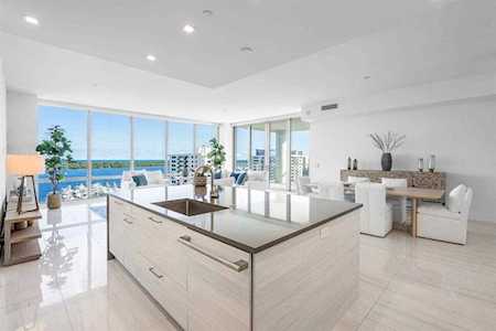 3 Water Club Way #1002 North Palm Beach, FL 33408