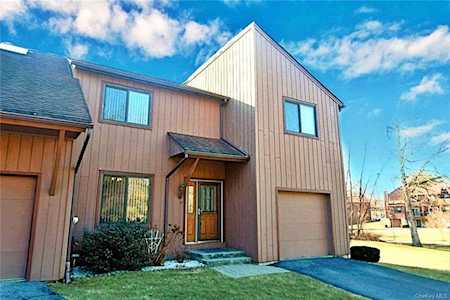 71 Wild Birch Farms #71 Cortlandt Manor, NY 10567