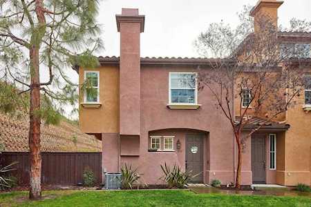 1354 Sky Ridge Ct San Marcos, CA 92078