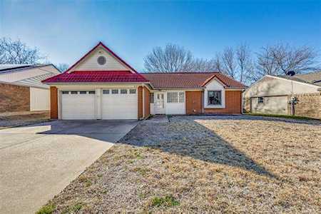 817 Mustang Drive Saginaw, TX 76179