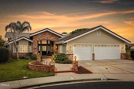 104 Reagan Ct Ventura, CA 93003