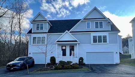 18 Craftsman Ct #16 Grafton, MA 01560