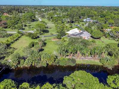8082 Nashua Drive Palm Beach Gardens, FL 33418