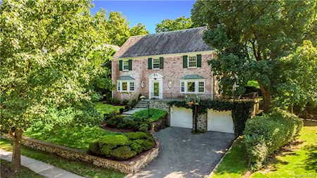 72 Howell Avenue Larchmont, NY 10538