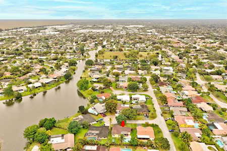 11922 NW 26 Place Coral Springs, FL 33065