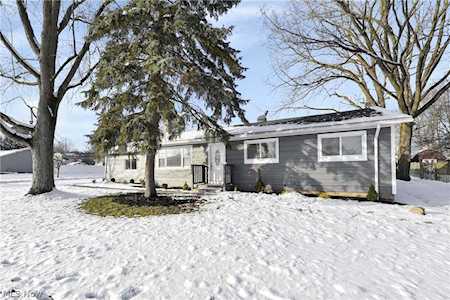 3264 Royalwood Rd North Royalton, OH 44133