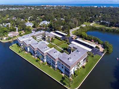 200 Greytwig Rd Vero Beach, FL 32963
