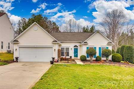 1525 Bayberry Place Lake Wylie, SC 29710